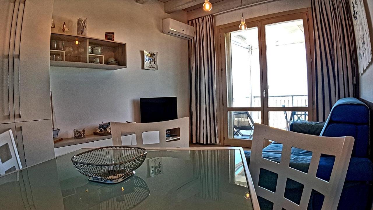 קלברנרדו Asinaro Residence - Fronte Mare מראה חיצוני תמונה
