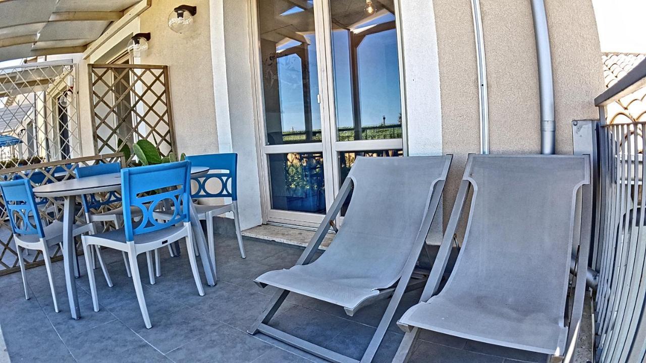 קלברנרדו Asinaro Residence - Fronte Mare מראה חיצוני תמונה