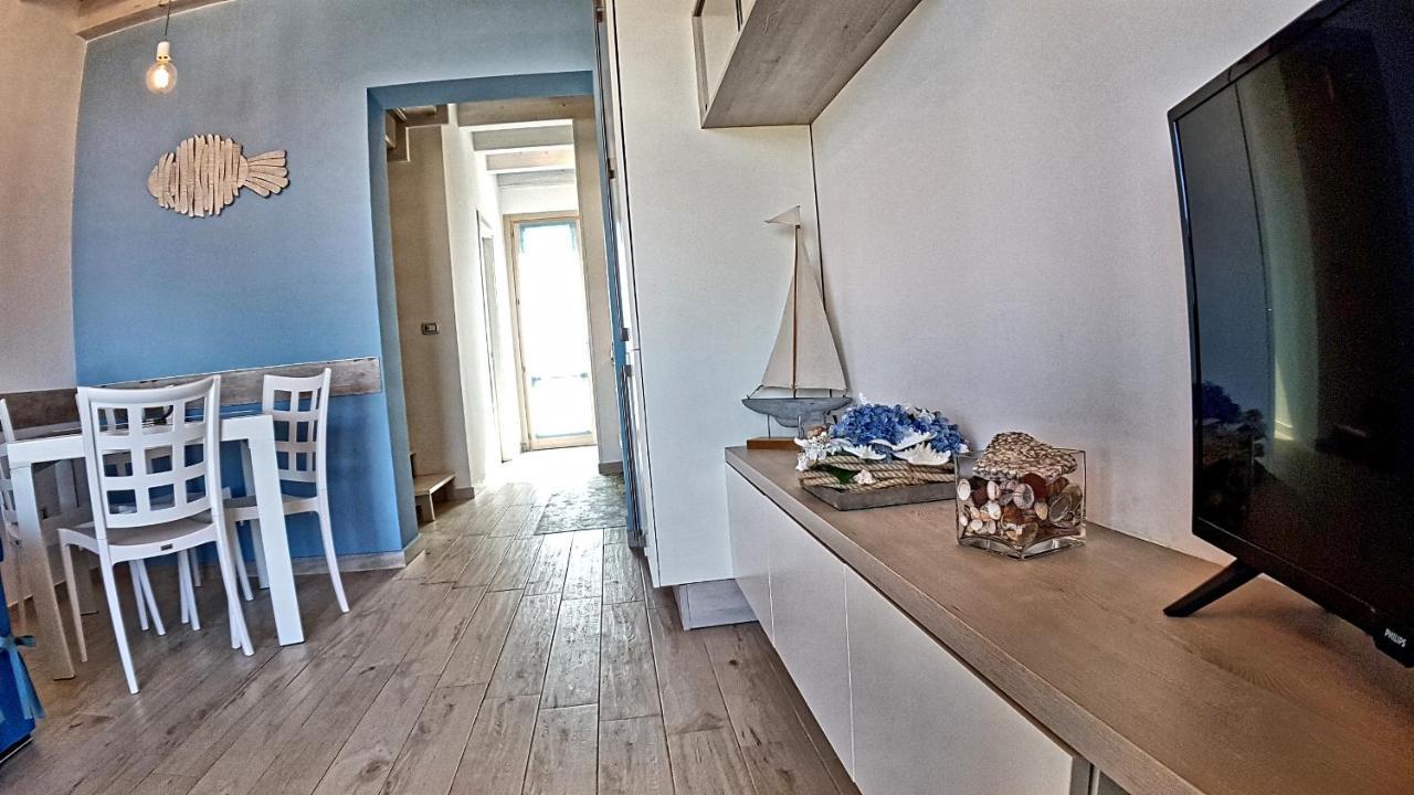 קלברנרדו Asinaro Residence - Fronte Mare מראה חיצוני תמונה
